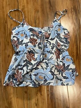 Old Navy Floral Tank Top in Light Blue, Rust, Navy, Cream